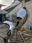 Silver Decorative Garden Ornaments , Pool Contemporary Garden Sculptures