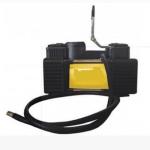Double Cylinder Vehicle Air Compressors Metal Material Portable In Yellow Color