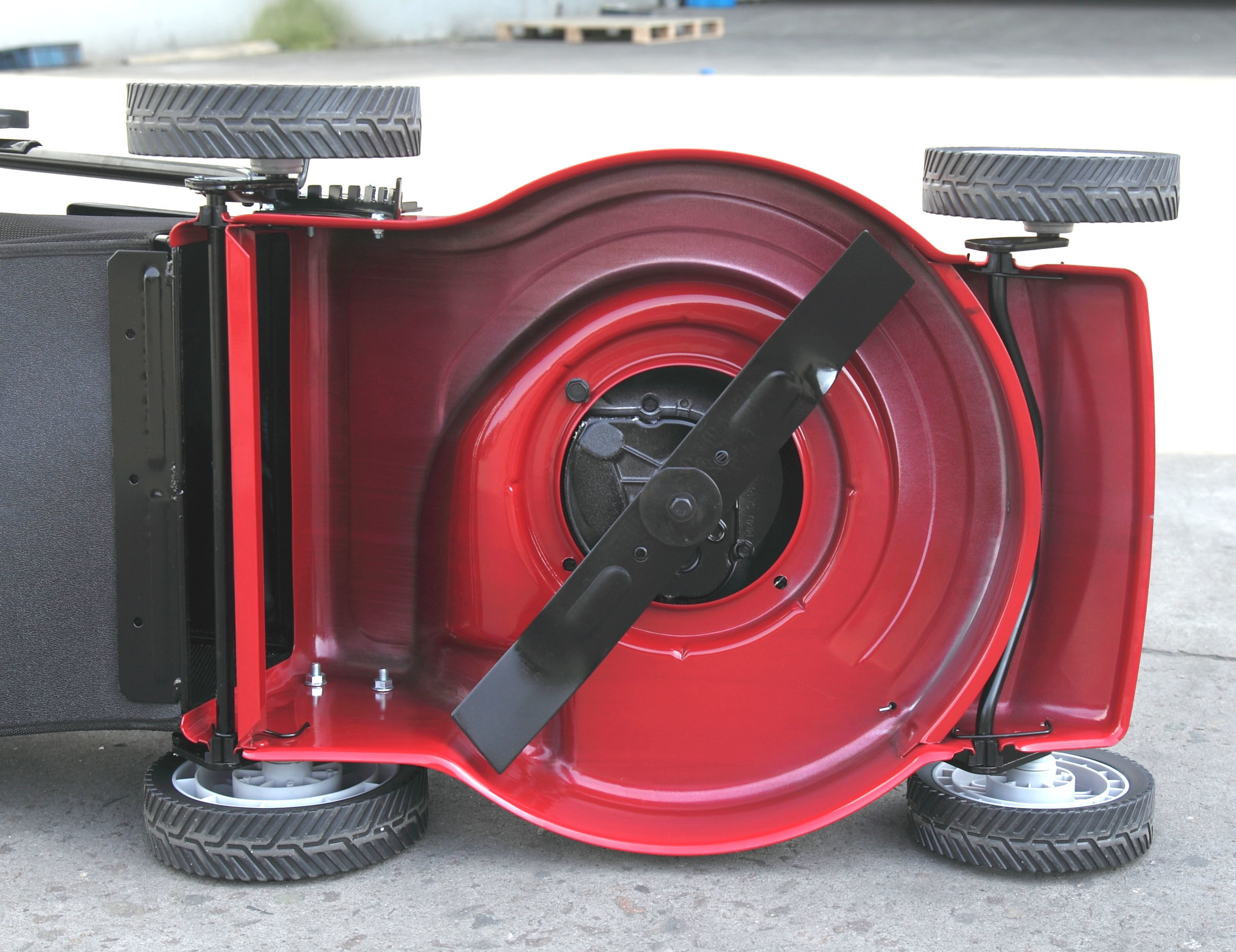 Infectious Lawn Mower LM-01 Gasoline 18inch Push Mower CE Certified