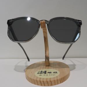 Wholesale Retro Anti Reflective Sunglasses Polarized , Translucent Glare Resistant Sunglasses from china suppliers
