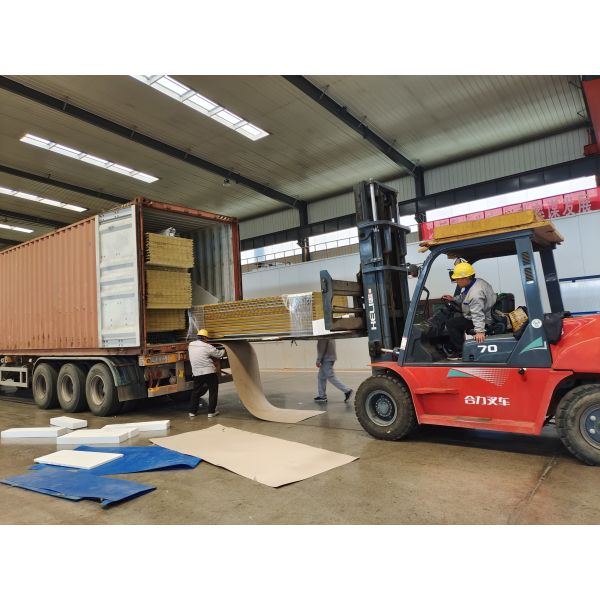 Corrosion Resistant Steel Panels Steel Structure Warehouse With Logistics Systems