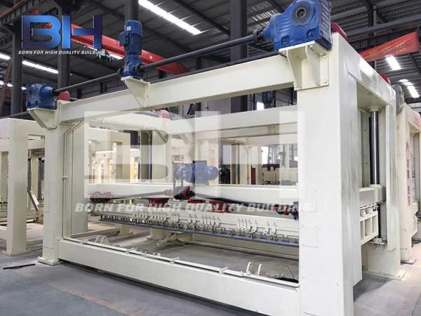 Quality Automatic Fly Ash AAC Block Manufacturing Machine With High Output for sale