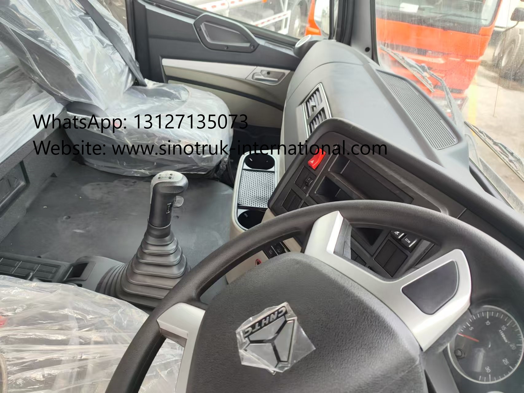 HOWO NX 380HP RHD Blue Tipper Dump Truck With Tarpaulin Flap