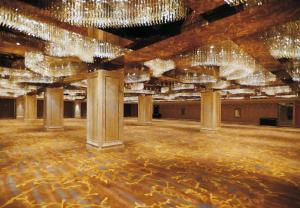 Wholesale Modern Chinese Culture Modern Hobby Lobby Chandelier For Banquet Hall from china suppliers