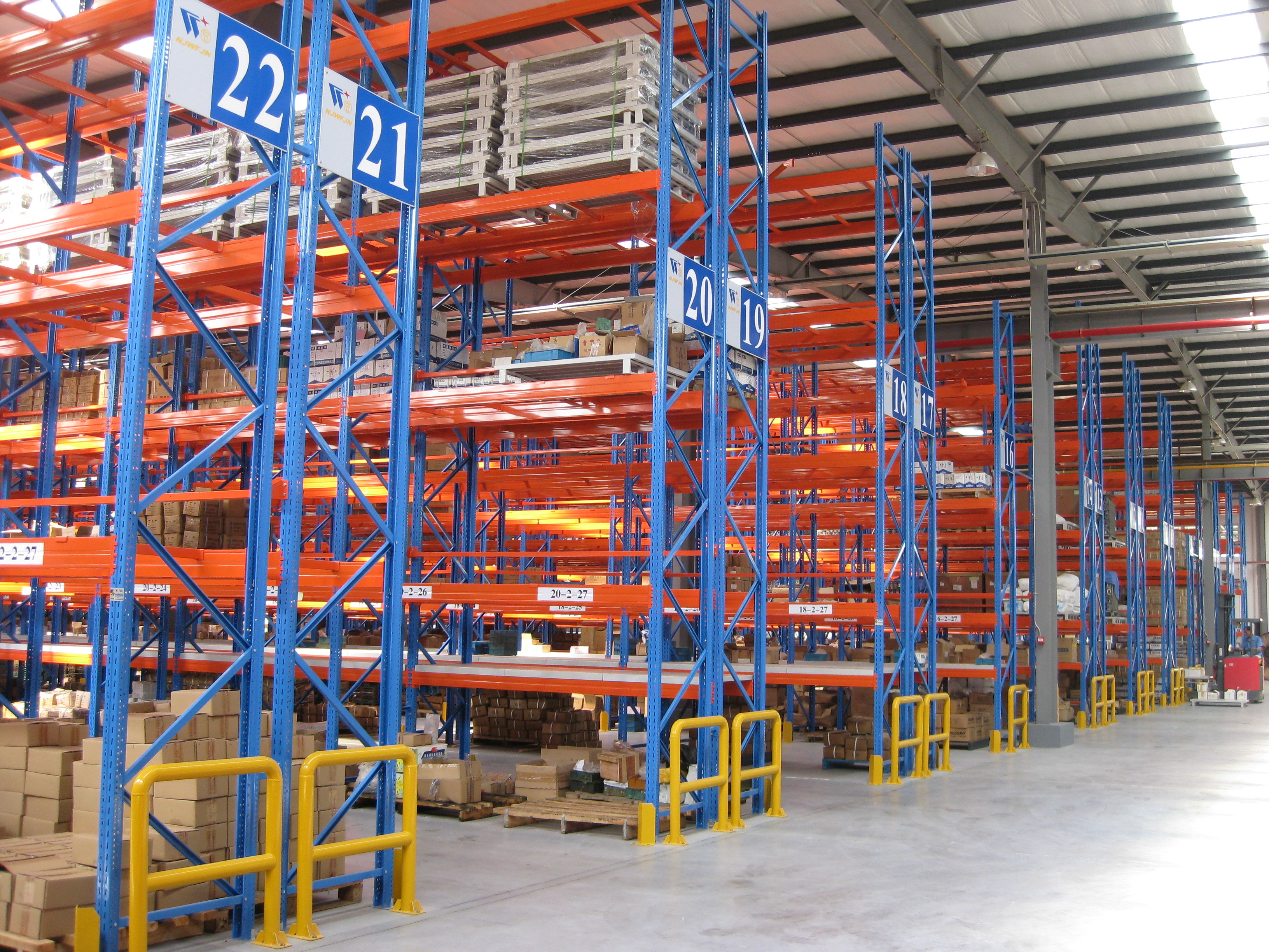 Safe Durable Industrial Heavy Duty Racking Heavy Duty Adjustable Shelving