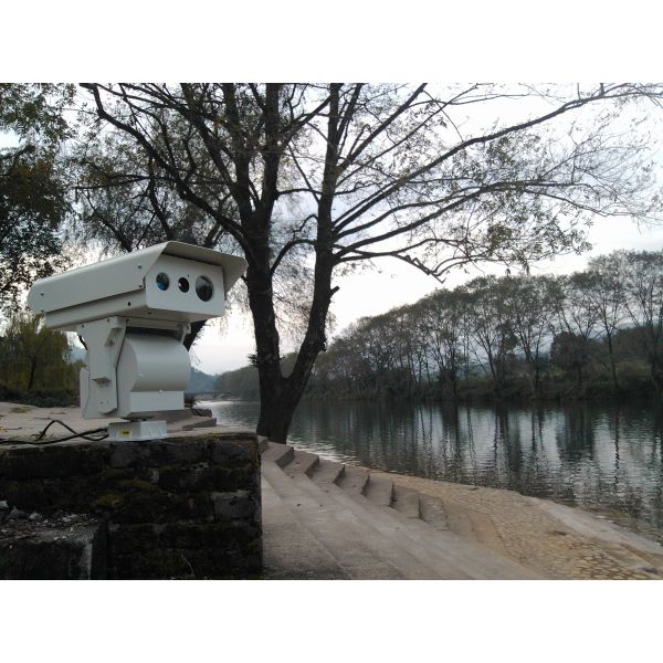 0 - 360° Thermal Surveillance System With Long Range IP Camera AC / DC 24V