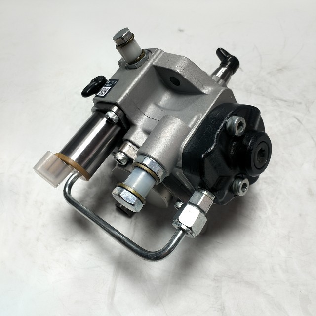Diesel Common Rail Fuel Pump J08E For Truck Excavator