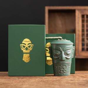 Wholesale Sustainable Office Essential Ceramic Mug WITH LID and Spoon for Business Professionals from china suppliers
