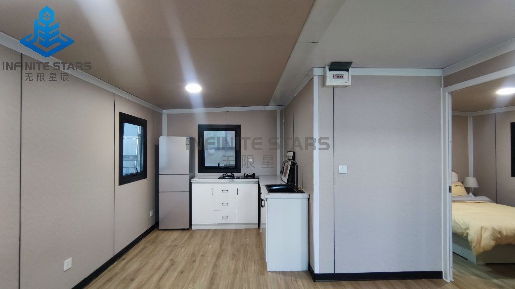 Portable Little Cozy 20 Foot 20ft Expandable Container House