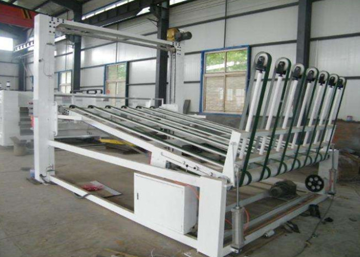 Pneumatic Motor Auto Stacking Machine , Flexo Printing Slotting Machine