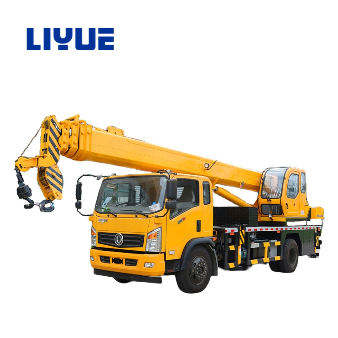 16 Ton Capacity Mobile Hydraulic Truck Crane High Load Moment For Construction