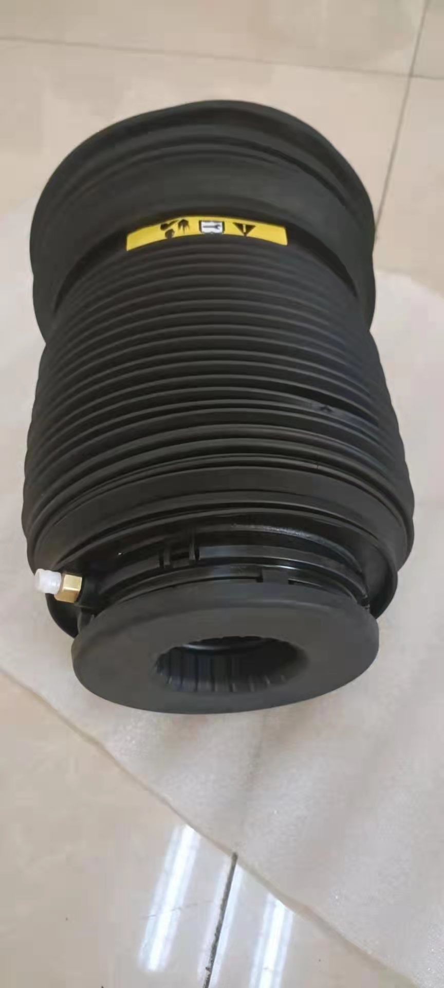670037519 Air Suspension Spring Air Bag Rear Left And Right For Maserati