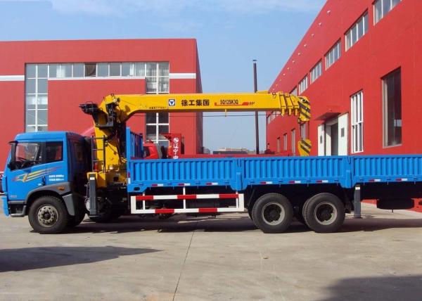 Hydraulic Cargo Lorry Mounted Crane safety With Telescopic Boom
