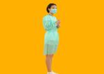Customized Disposable Medical Gowns With SBPP Coated PE Film Material