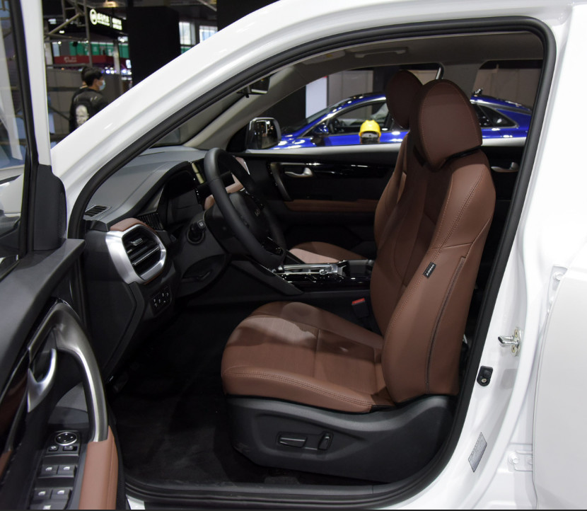 KIA Sportage 2.0L 161HP 6AT Exciting Edition 5 Seats 18 Inch Wheel Hub SUV