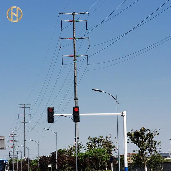 6M - 7.5M Traffic Light Pole Installing Camera Yellow Green Red Light Pole