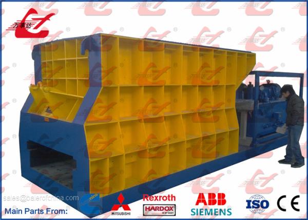 Gas Cylinder Automatic Scrap Metal Shear 74kW Motor CE Certificate Q43W-4000A