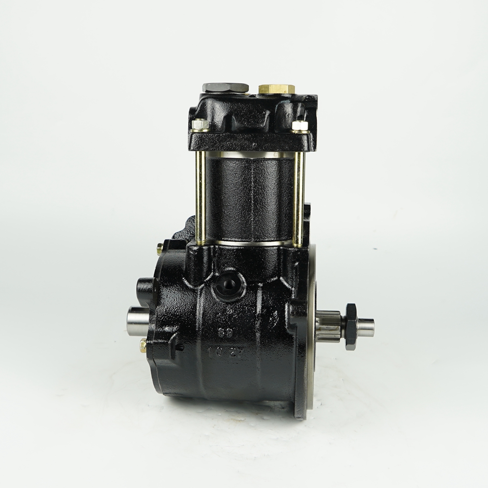 High Quality OEM ME067899 Pneumatic Air Brake Compressor for Mitsubishi Fuso 8DC93 Double Cylinder Engine 30MM Crakshaft Diam