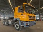 Left Hand Driving 10 Tires Shacman Tractor Truck With 400L Aluminum Tanker
