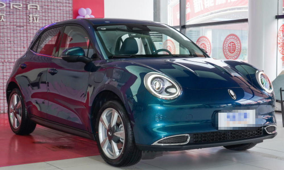ORA Haomao 2023 401km standard range Haohua ternary lithium 5-door 5-seater hatchback