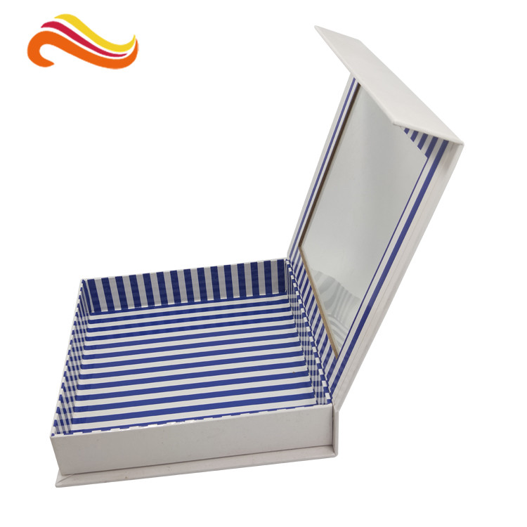 Various Sizes Custom Gift Packaging Boxes , Cardboard Magnet Gift Boxes Paperboard