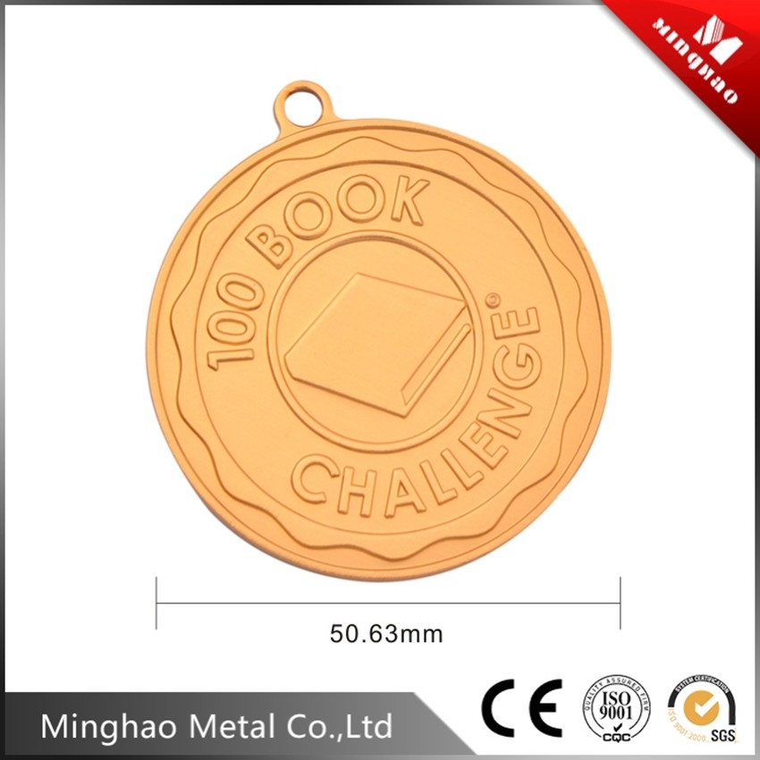 Factory direct handbag metal woodpecker logo tag,50.63mm gold color tag