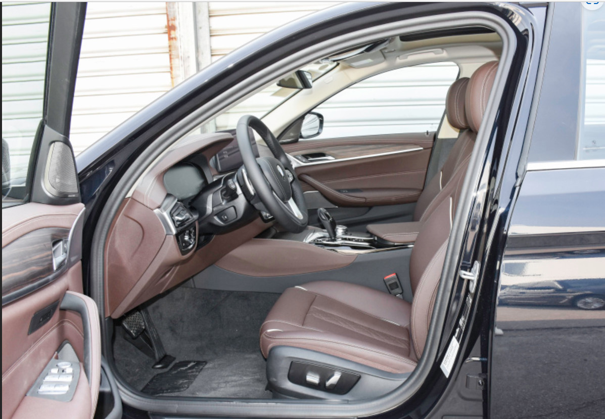 BMW 5 Series Gasoline 2023 530Li Lingxian Haohua Package 4 door 5 seats sedan medium and large car