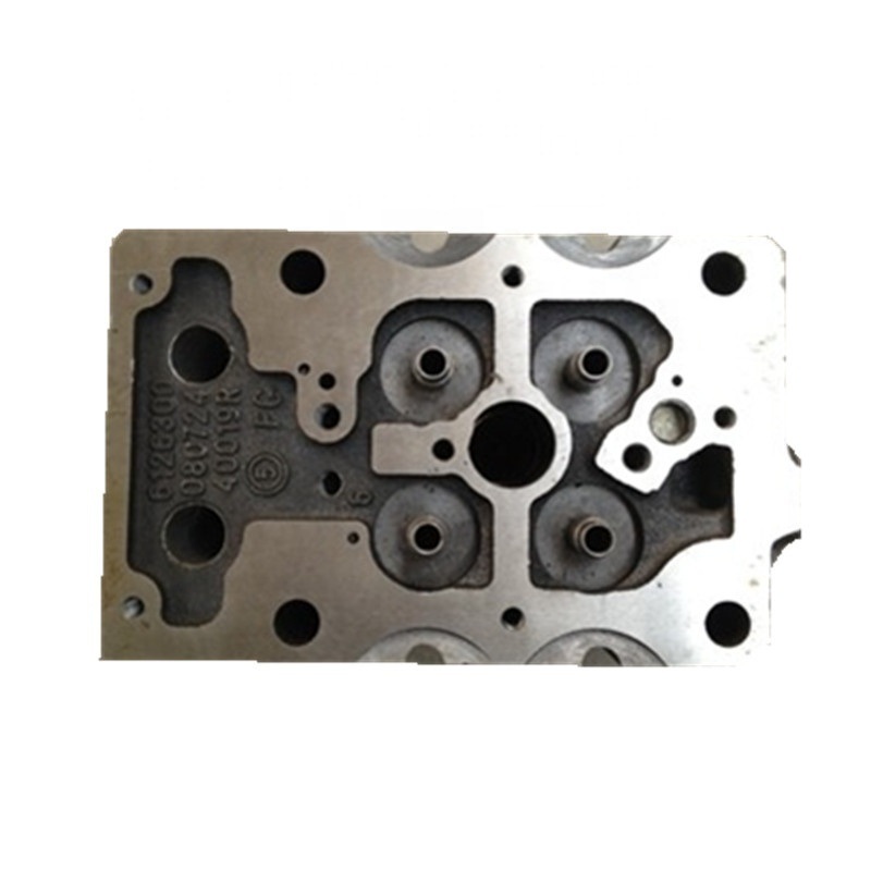 Sinotruk HOWO Truck Wd615 Diesel Engine Cylinder Head Az1095040123