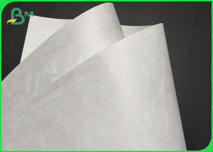 Tear Resistant 42.5gsm 55gsm Dupont Tyvek Paper Rolls For High Tenacity Wristband