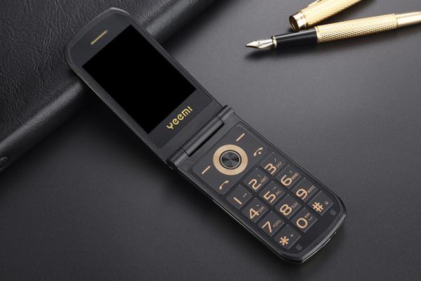 Flip Mobile Phone 2.6''Screen Keyboard Dual SIM Card Flashlight Magic Voice