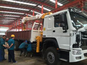 China Telescopic Boom Truck Mounted Crane / 12 Tons Cargo Mounting Crane ZZ1257M4341W on sale