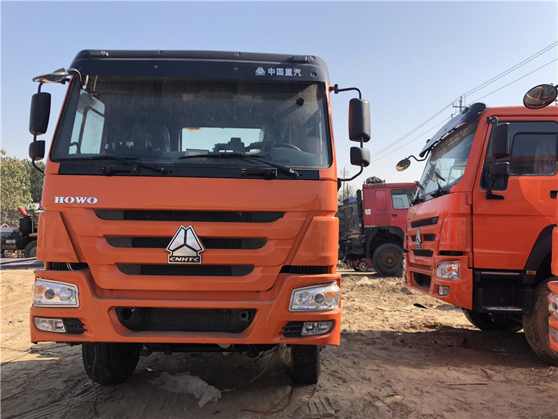 Hot Sales Top Brand 2016 Model 375HP 6X4 6 Wheel Dump Truck Load Volume Capacity for Construction