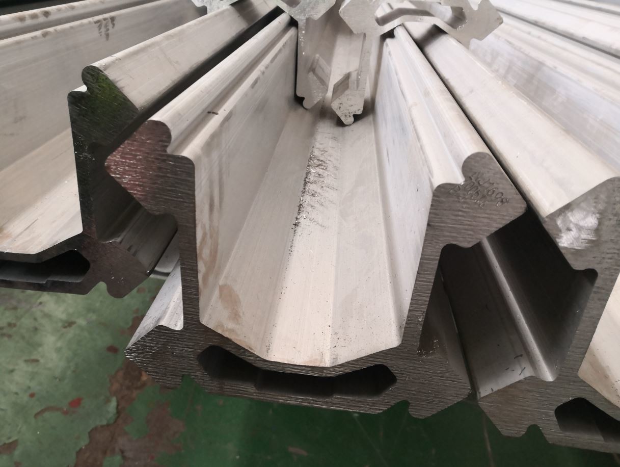 Rock Drilling Rig Use 6000MM BMH6000 FEED BEAM Aluminium Extruded Profiles