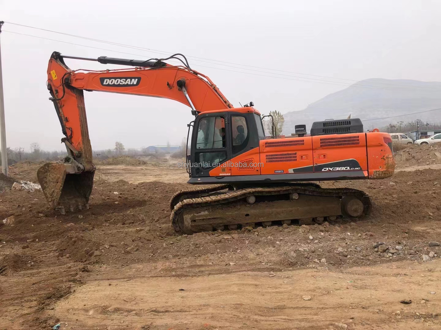 Used Doosan DX 380 excavator 33Ton 35Ton 38Ton 40Ton Second hand Digger earthmoving machine Doosan for sale