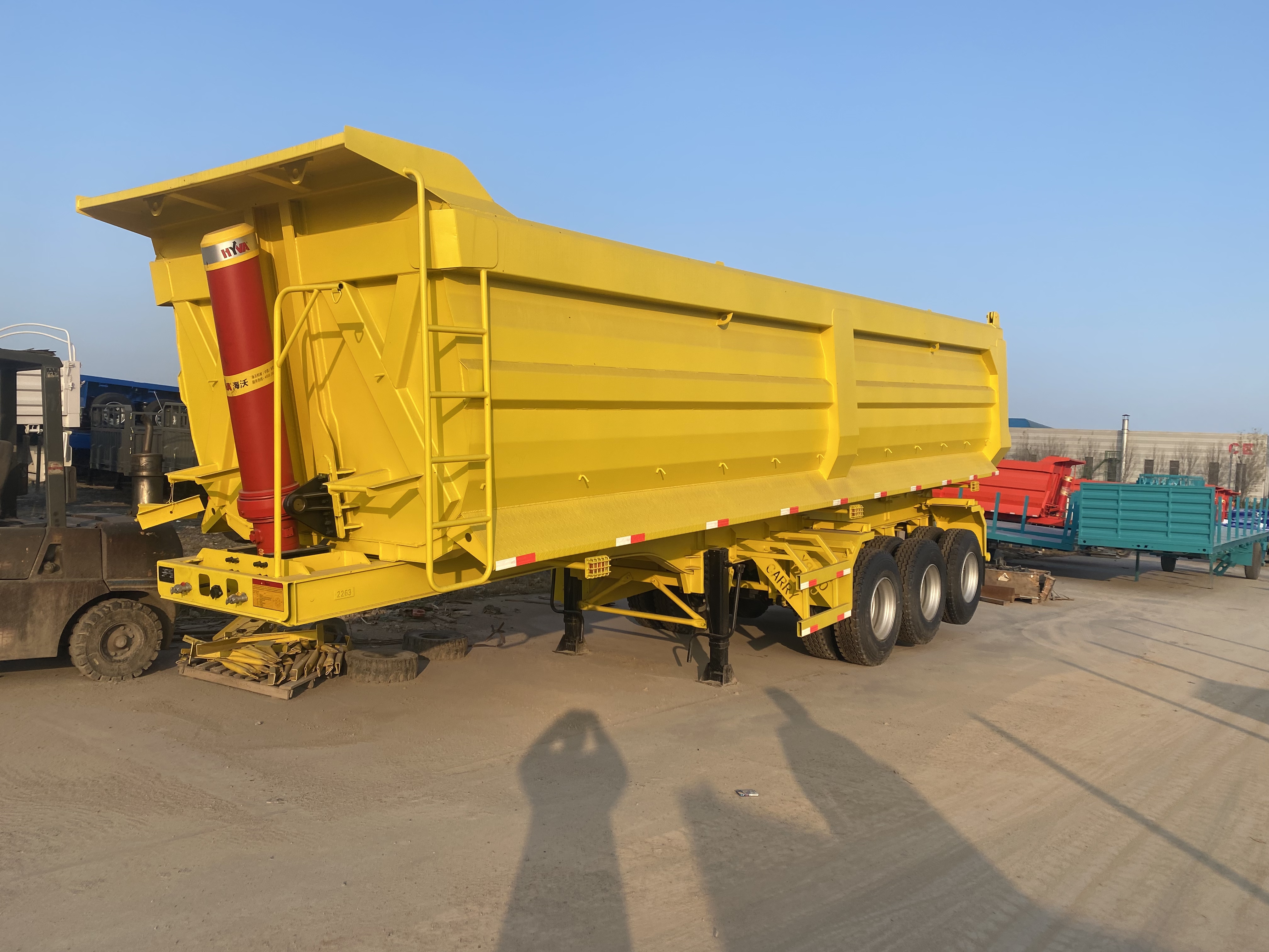 CIMC Best-Selling Factory Direct 3 axle Heavy-Duty Dump Truck