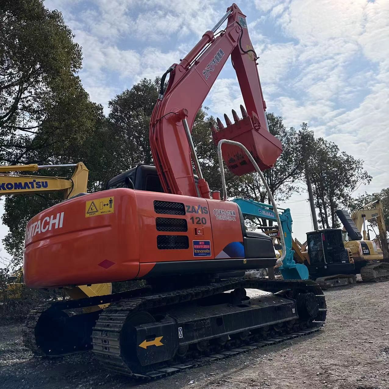 Secondhand Excavator Original Hitachi ZX120 used Hydraulic 12ton Crawler Digger