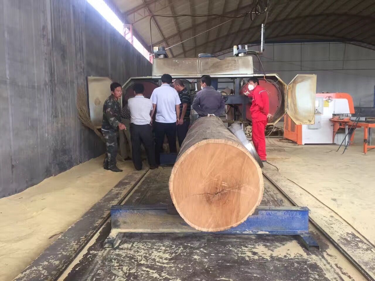 Log Band Sawmill Large Wood Saw Heavy Duty Saw Mill Machine For Hard Timber