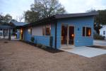 Light Steel Frame Prefabricated Houses Modular Bungalow Wooden Plastic Decorate