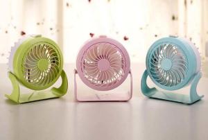Wholesale 2018 Wholesale USB Desktop Creative Quiet Water Mist Spray Mini Cooling Fan from china suppliers