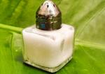 Metalcraft 17ml Glass Condiment Shaker with Metal Lid: Premium Quality and