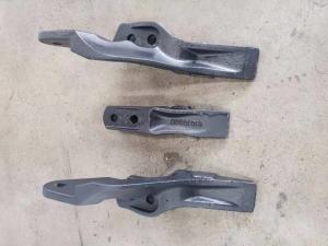 China Wear Resistant JCB Hidromek 102S  teeth and side cutters 81010605 81010630 81010640Alloy Steel Material on sale