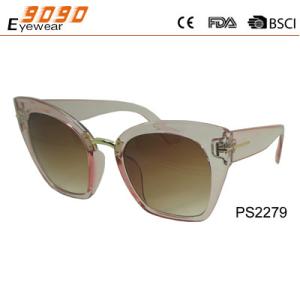 Wholesale New arrival and hot sale of plastic sunglasses with pink color ,suitable for women from china suppliers