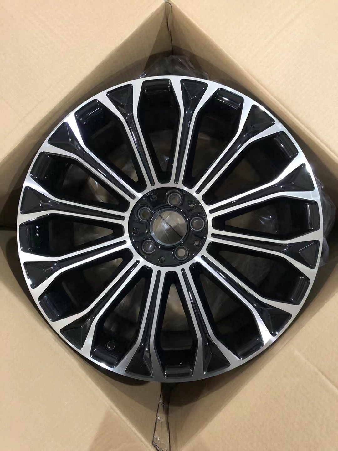Cast ET43.5 5x112 66.6 Hole 20 Inch Aluminum Rims For Maybach