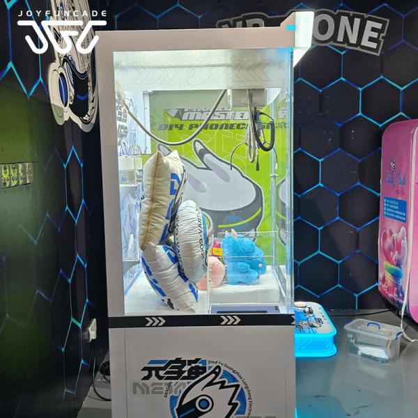 With 256M Smart Board Claw Crane Strobe Lighting Design Claw Machine For Theme Park