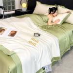 Wedding Luxury Washed Silk Quilt Set Four Pieces and Three Pieces for Comfortabl