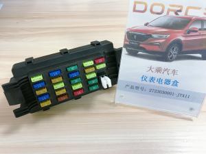 China Black Auto Power Distribution Box Waterproof Automotive Fuse Block on sale