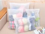 Transparent PE Plastic Zipper Packaging Bags for Clothing