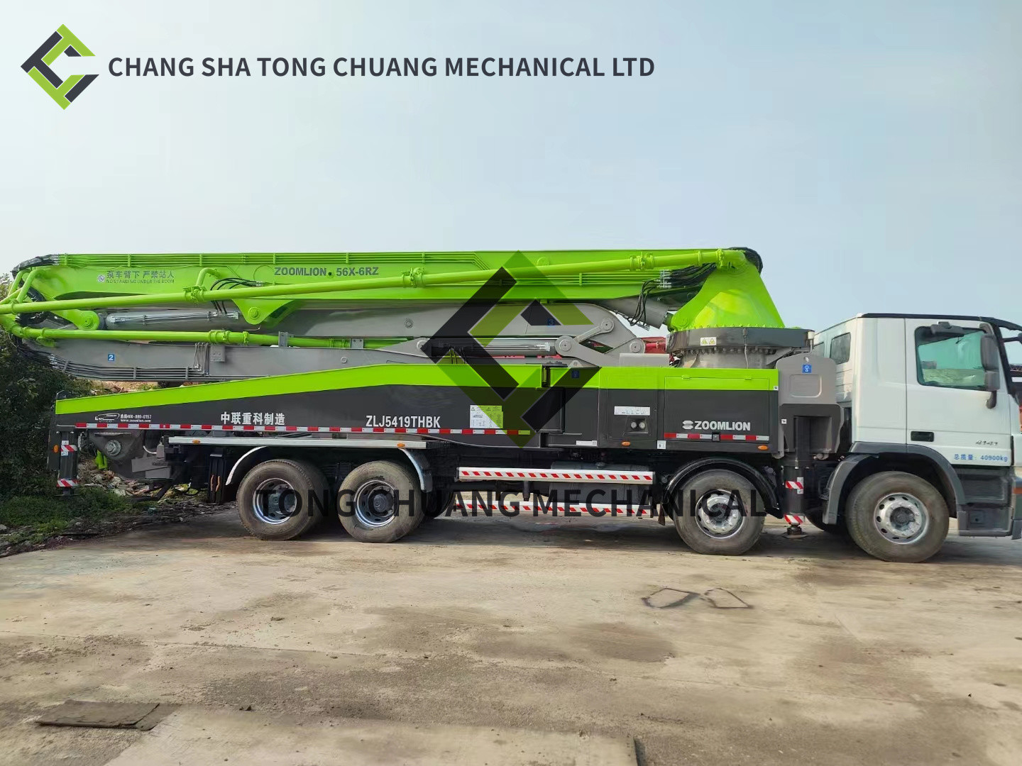 In 2014 Zoomlion Mercedes Benz Chassis Concrete Pump Truck 52 Meters 6 Cylinder 6 Rod