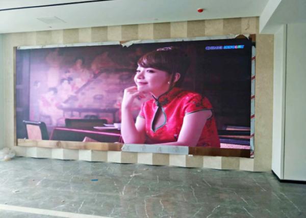 Advertising Small Pixel Pitch Led Display Synchronized Control With Computer