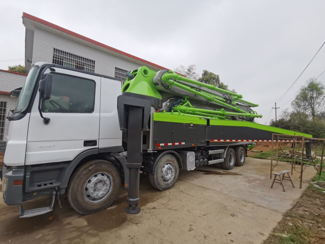 Batching Plate Concrete Pump Zoomlion 52meter Stationary Pump Truck Good Price Pump